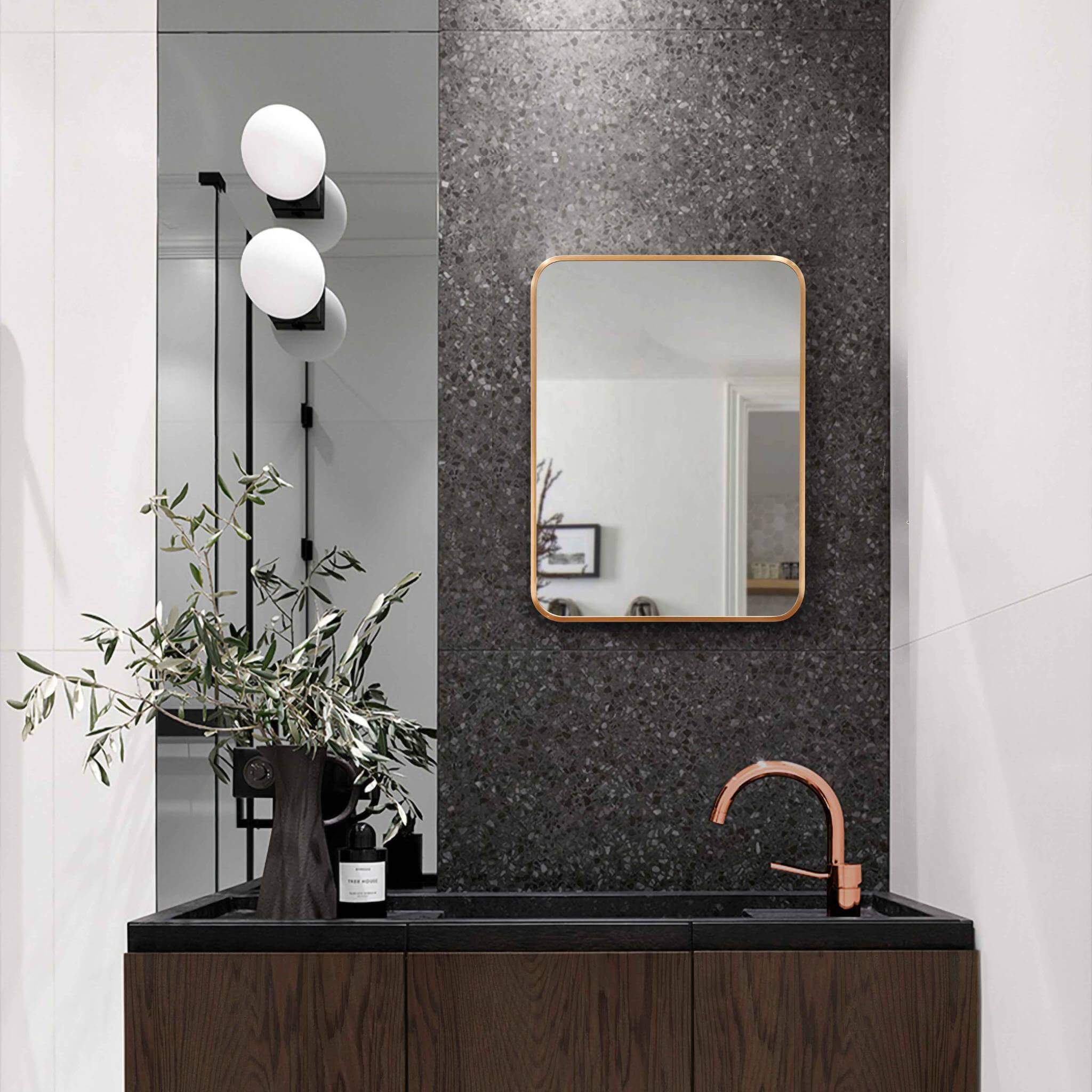 Aluminium Urban Classic Frame mirror above a stylish sink in a modern bathroom, featuring sleek lines and elegant finishes.